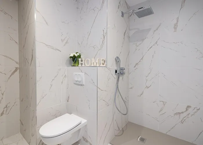 Lejlighed De Gamme A 1650 Avec Garage, Balcon Et Wifi - Fr-1-575-167 Courchevel