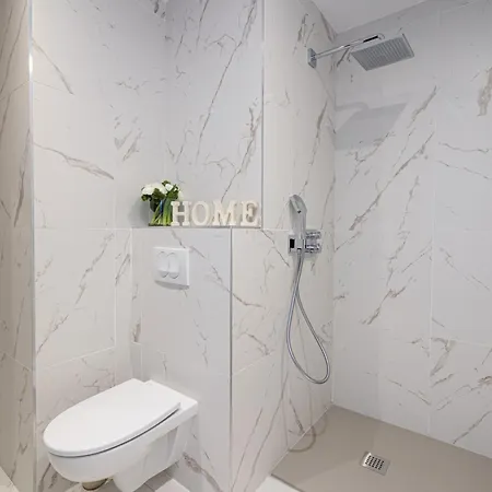 Apartamento De Gamme à 1650 Avec Garage, Balcon Et Wifi - Fr-1-575-167 Courchevel