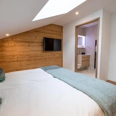 Apartamento De Gamme à 1650 Avec Garage, Balcon Et Wifi - Fr-1-575-167